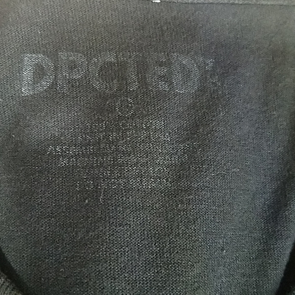 Previously loved tshirt - Picture 2 of 2